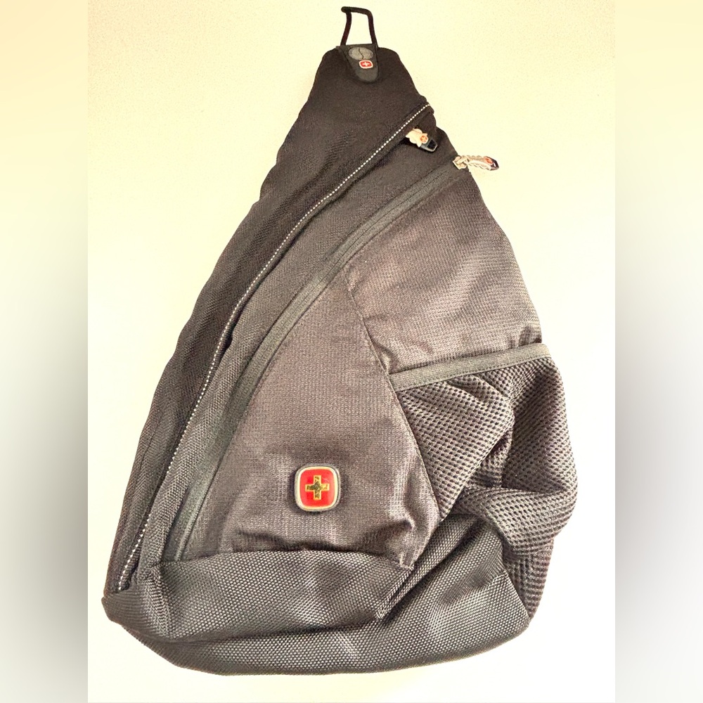 🦋2/25$ Suisse crossbody sport Back Pack